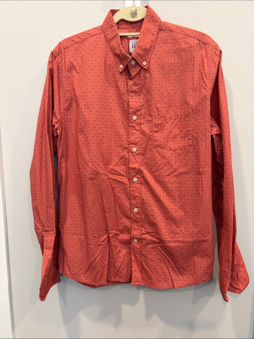 GAP Men's Coral Red Micro Dot Button-Down Shirt